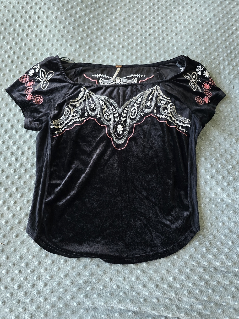 Free People Embroidered Velvet Top – Size Medium